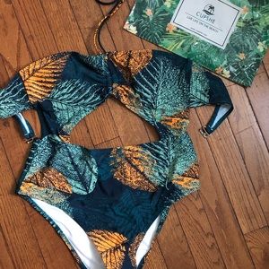 One piece bathing suit from Cupshe